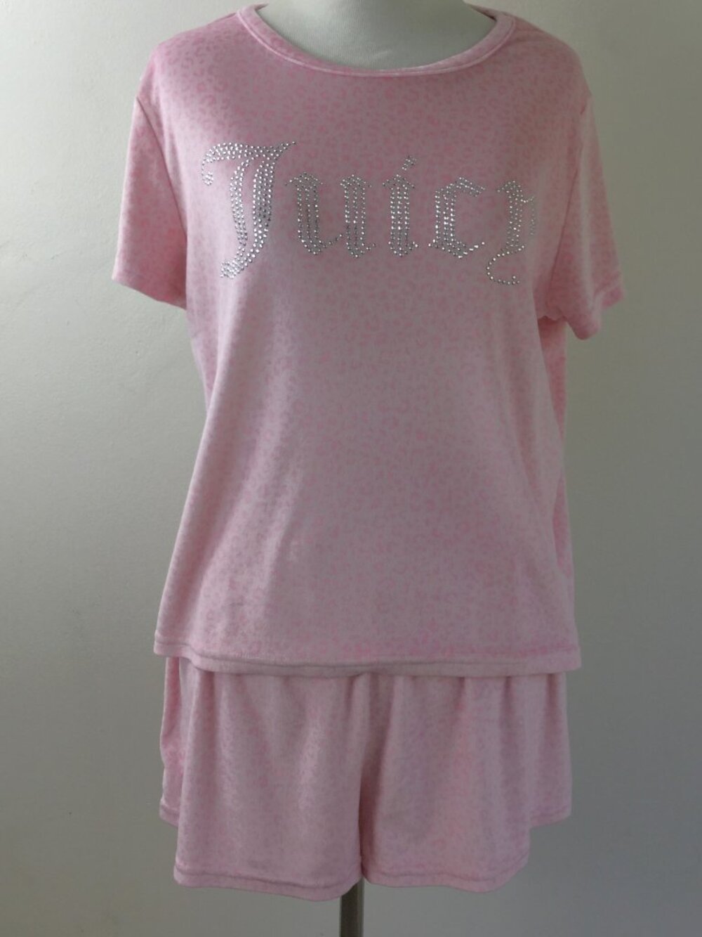 Juicy Couture Pink Pajama Top and Bottom xl